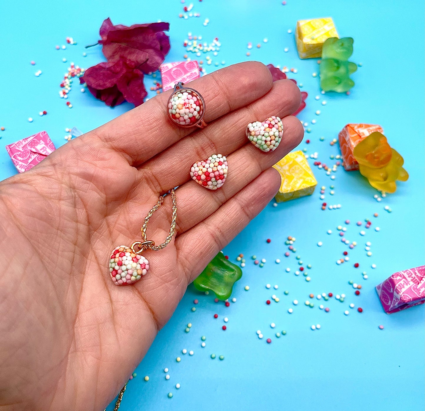 β¨π§πΌππ§π»β¨